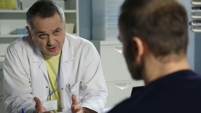 M jak miłość odc. 1437. Andrzej Budzyński (Krystian Wieczorek), lekarz Magdy