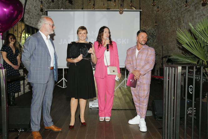 Rozdano statuetki Romance TV Award. Które gwiazdy przybyły na event najbardziej romantycznej stacji telewizyjnej?
