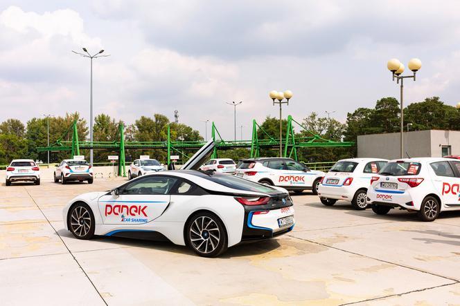 BMW i8 w Panek Carsharing