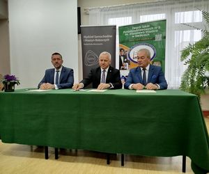 Skorzysta miasto, uczniowie i nauczyciele. Siedlecka „Samochodówka” podpisała umowę patronacką z Politechniką Warszawską