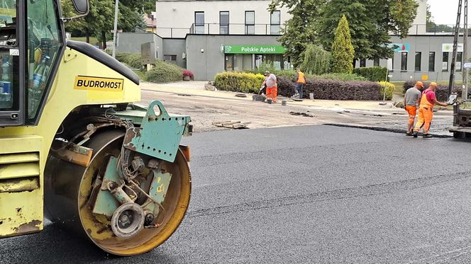 Drogowe remonty w Starachowicach. Fragment ulicy Piłsudskiego otwarty dla kierowców