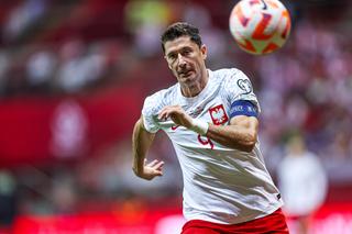 Robert Lewandowski ma cierpieć w reprezentacji? Pojawiły się niespodziewane spekulacje. Kapitan ma zdawać sobie z tego sprawę