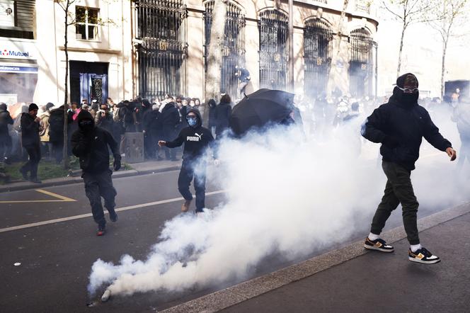 Protesty we Francji. Kilkunastu policjantów rannych