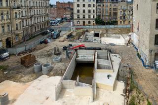 Trwa budowa podziemnego przystanku Łódź Śródmieście