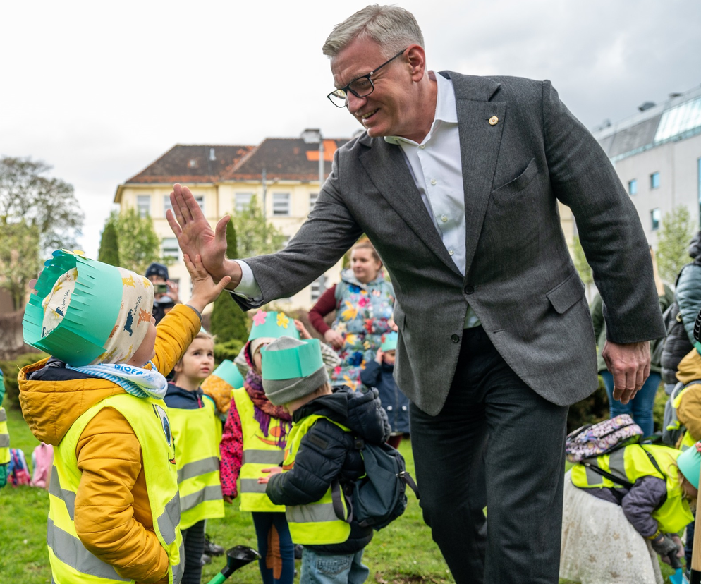 Ile zarobił Jacek Jaśkowiak? Znacznie więcej niż rok wcześniej!