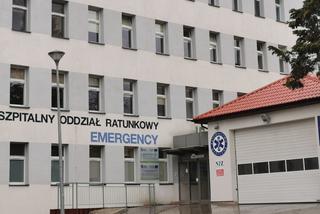 W szpitalu w Ostrowie zmarł chory na COVID-19. Jest oświadczenie dyrekcji 