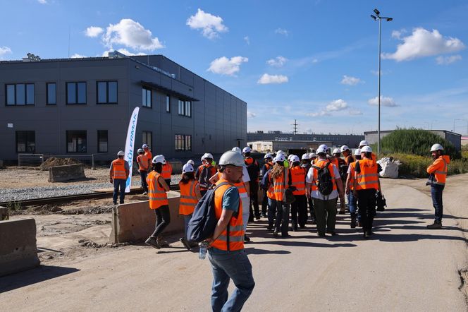 Budowa stacji postojowo-technicznej Mory (sierpień 2025)