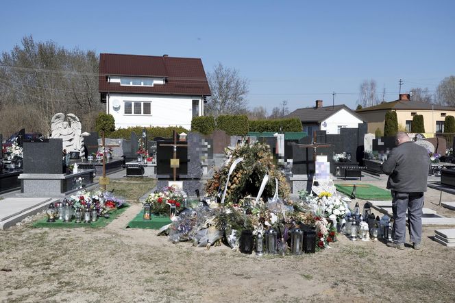 Aniołek strzeże grobu 14-letniej Tosi. Dziewczynkę śmiertelnie potrącił emeryt