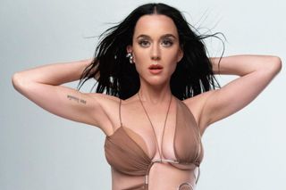 Nowa płyta Katy Perry. Dlaczego ludzi cieszy komercyjny upadek jednej z największych gwiazd popu?