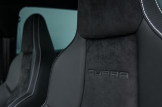 Seat Leon ST Cupra 2.0 TSI 300 KM DSG6 4Drive 