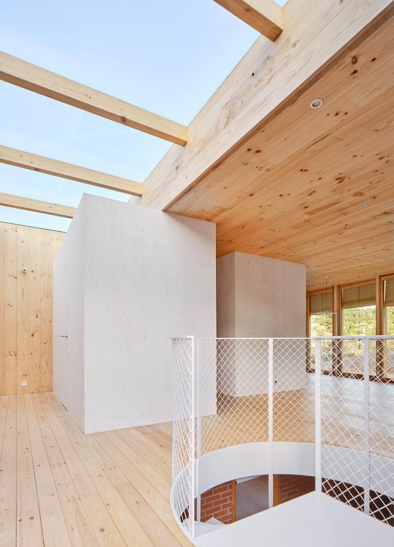 Residential Building near Barcelona by Àgora Arquitectura