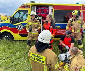 Dramatyczne sceny w Krośnie. Podczas wyścigu samochód uderzył w kibiców