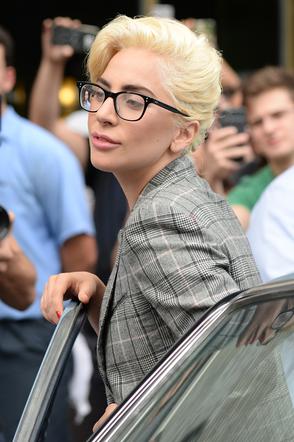Lady Gaga w koturnach