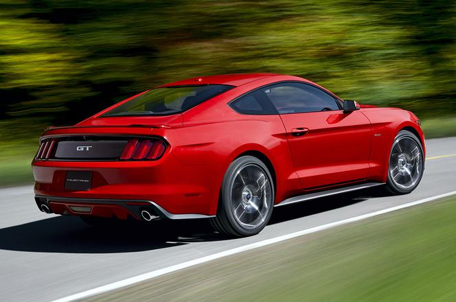 nowy Ford Mustang 2015