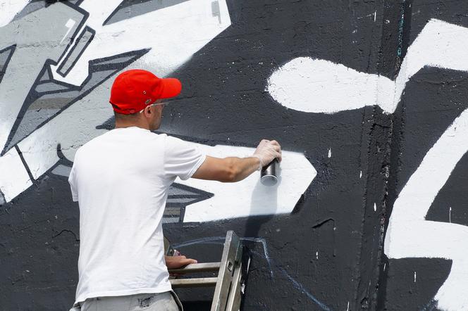 Autorzy graffiti muszą liczyć się z wysokimi karami
