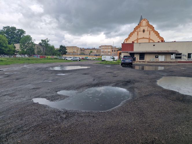 Zbudują parkingi i ścieżki pieszo-rowerowe w Lesznie