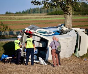 Wypadek Busa z Dziećmi w Miejscowości Lechów 