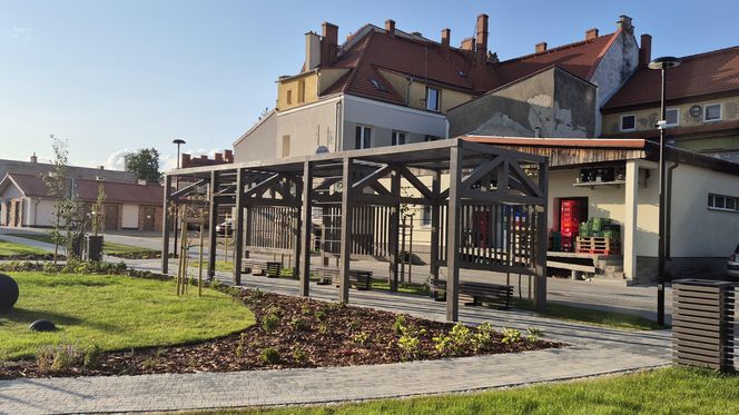 Miejscowość na Mazurach zmieniła się nie do poznania. Było obskurne targowisko, jest tężnia i muzeum