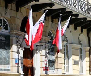 Żałoba narodowa w Warszawie