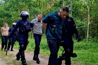 Ustawka udaremniona! Policjanci gonili kiboli po lesie!