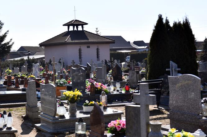 Cmentarz w Dobrzanach