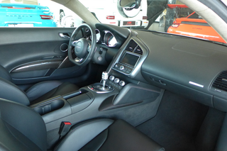 Fit Lovers kupili sobie nowy samochód z silnikiem V10. To sportowe coupe kosztuje krocie!