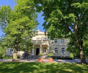 6. Zespół Szkół im. Jadwigi i Władysława Zamoyskich 