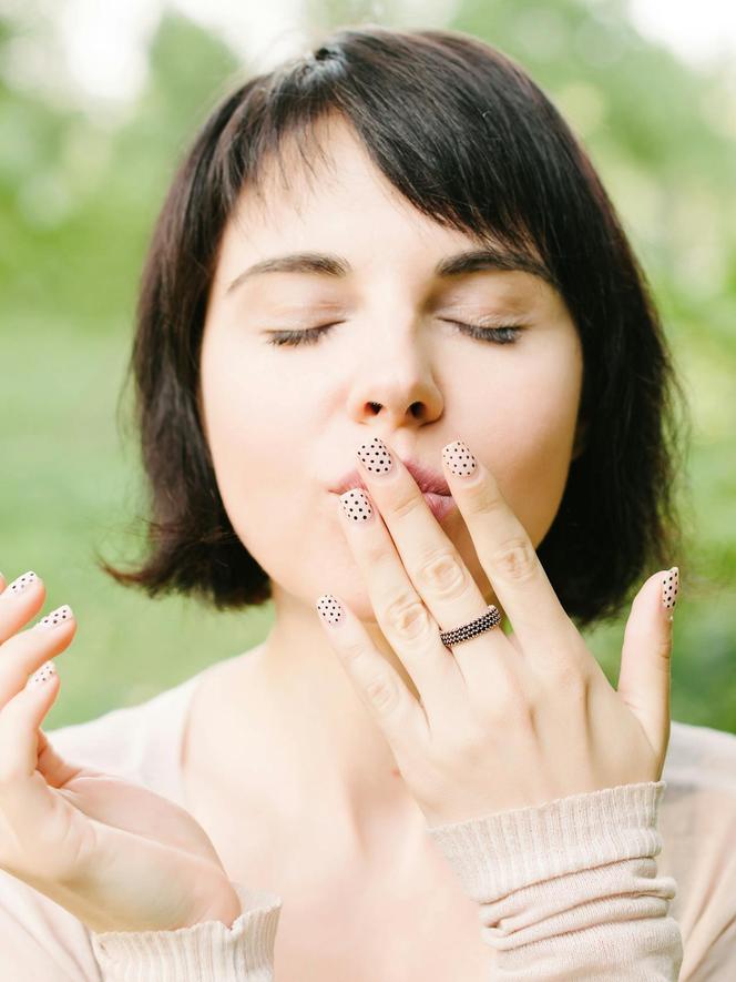 Squoval nails