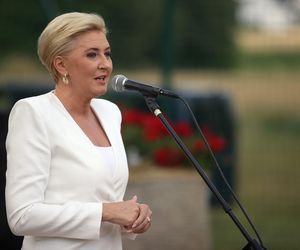 Agata Duda w sukienkach i garniturze. Tak zadała szyku w USA 