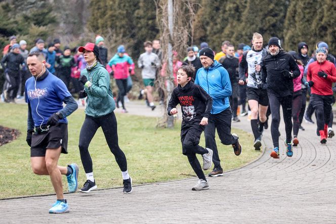 Sobotni parkrun jak zwykle przyciągnął tłumy. To wyjątkowy bieg w samym sercu Katowic ZDJĘCIA