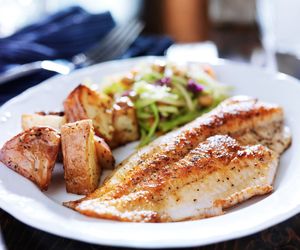 Tilapia z patelni czy z piekarnika? 2 sprawdzone przepisy na tę pyszną rybę