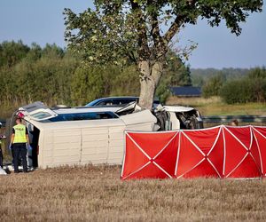 Wypadek Busa z Dziećmi w Miejscowości Lechów 