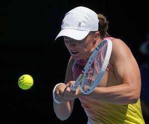 Iga Świątek - Mirra Andriejewa Relacja NA ŻYWO i wynik meczu w WTA Dubaj