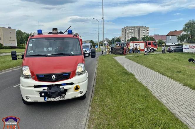 Zderzenie dwóch samochodów na ul. Jaśkowickiej w Tychach