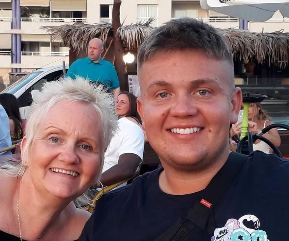 Zdecydował się na operację w Turcji, bo chciał zaoszczędzić. 25-latek nie przeżył, jego matka ostrzega