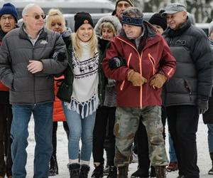 Cezary Mocek z uczestnikami 1. edycji Sanatorium miłości