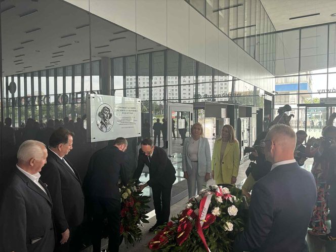 Dworzec Olsztyn Główny ma patrona. Żaden obiekt kolejowy w Polsce nie nosi takiego imienia