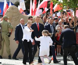 Dzień inauguracji należał do Kasi Nawrockiej. Fotoreporterzy ją uwielbiają 