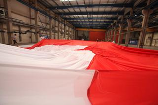 Mecz Polska - Czechy: Gigantyczna flaga sektorowa jest już gotowa - ZDJĘCIA