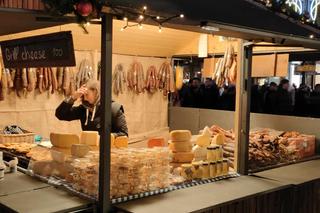 To jeden z najpopularniejszych jarmarków bożonarodzeniowych na świecie! Jak wygląda świąteczna atmosfera w Pradze?