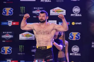 Szymon Kołecki prosto z mostu o zarobkach w KSW i Babilon MMA! Jest drogim zawodnikiem