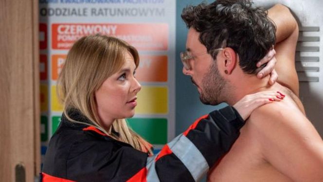 Na sygnale, odc. 677. Basia (Anna Wysocka), Dobromir Lisicki (Kamil Błoch)