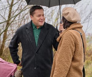 Na Wspólnej odc. 3983. Klaudia (Justyna Karłowska), Michał (Robert Kudelski)