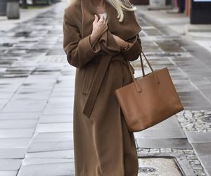 Pamiętacie sędzię Annę Marię Wesołowską? Tak dziś wygląda gwiazda telewizji. Aż trudno uwierzyć, że ma 71 lat!