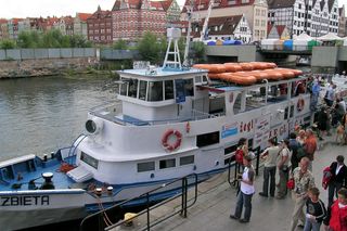 Wyspa Spichrzów w tle - 2006 r.