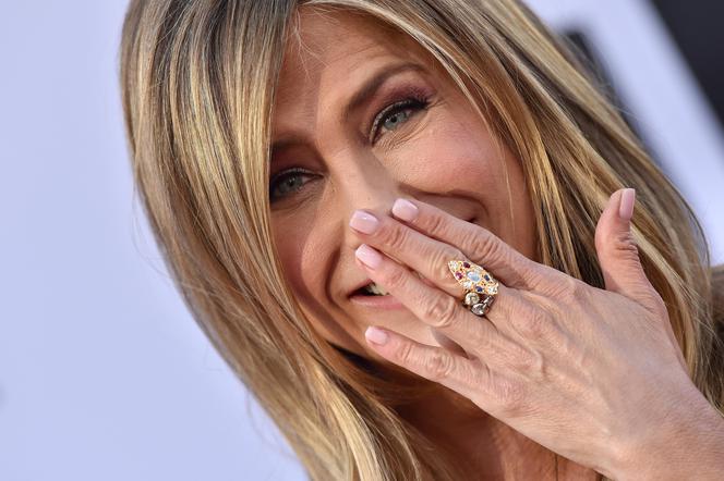 Jennifer Aniston - hotplota.pl