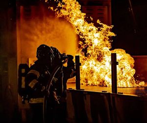Pożar mieszkania w Katowicach! Zatrzymano dwóch braci. Podnajmowali ten lokal