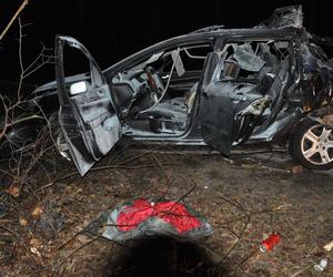wypadek i pożar auta na obrzeżach Lublina
