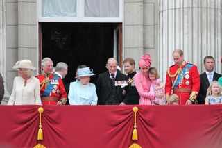 Przyjaciel Williama i Harry'ego przerywa milczenie. Tacy są naprawdę!