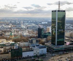 Ile hoteli 5-gwiazdkowych jest w Warszawie? Który najtańszy, który najdroższy?